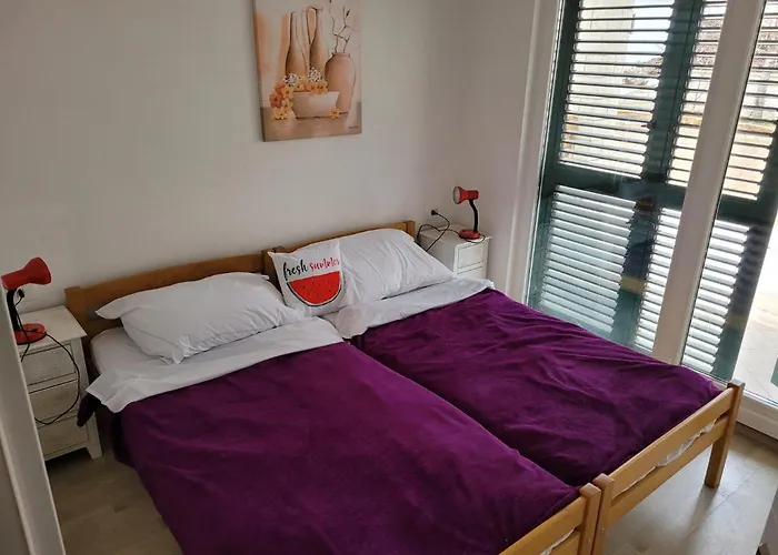2 Bedroom Apartment On The Coast Of The Adriatic! Watermelon Marina