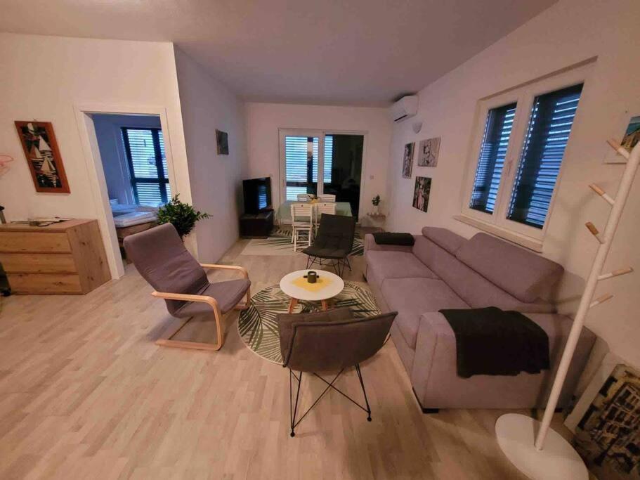 2 Bedroom On The Coast Of The Adriatic! Watermelon *