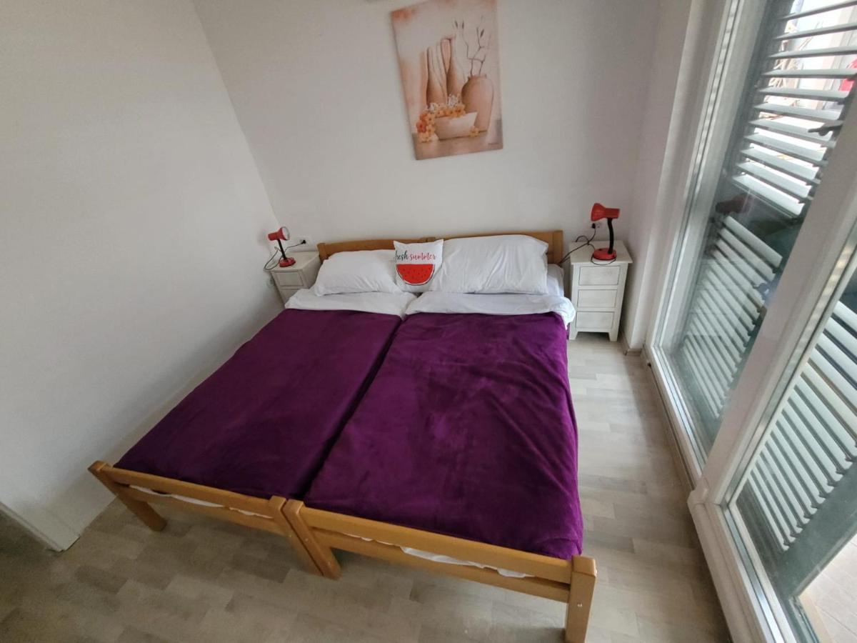2 Bedroom On The Coast Of The Adriatic! Watermelon Apartment Marina