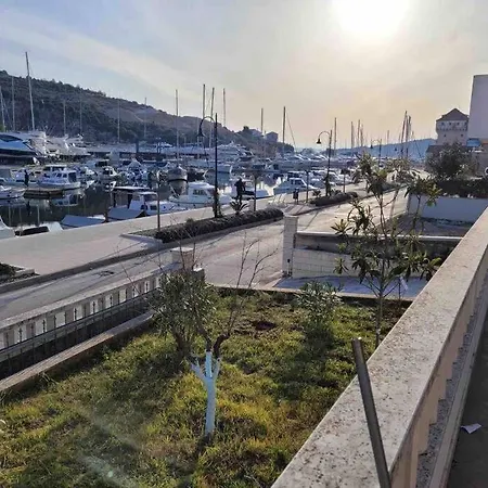 2 Bedroom Apartment On The Coast Of The Adriatic! Watermelon Marina Exterior photo